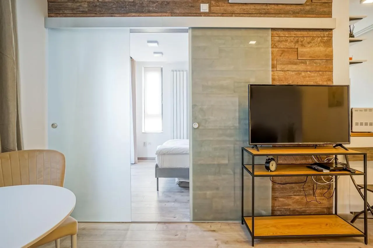 Bright Apartments Moments Away From Herastrau Park, Mall And Metro Bucarest Rumanía