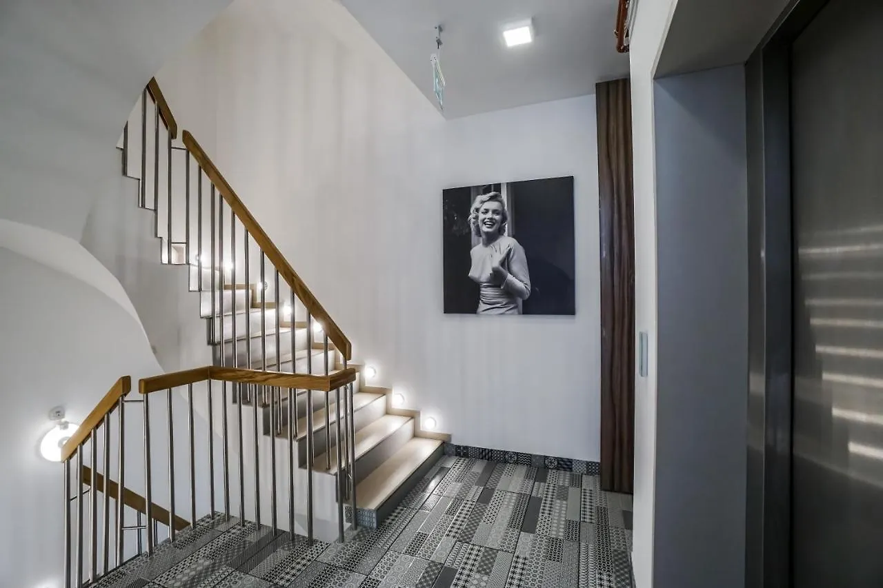Bright Apartments Moments Away From Herastrau Park, Mall And Metro Bucarest