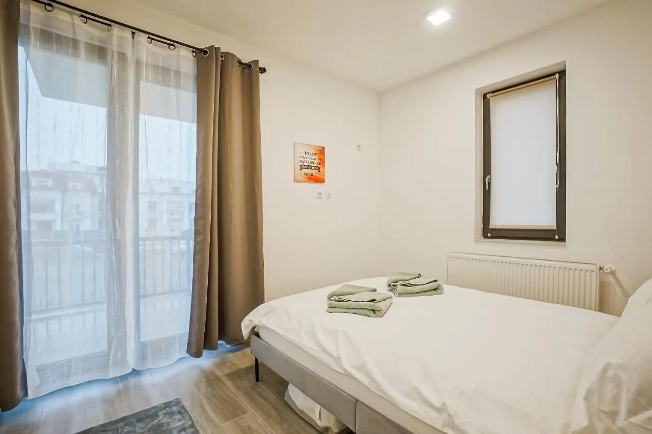 Bright Apartments Moments Away From Herastrau Park, Mall And Metro Bucarest